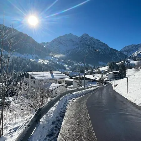 Alpenhirsch -