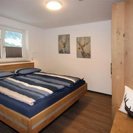 Alpenhirsch - Apartment *
